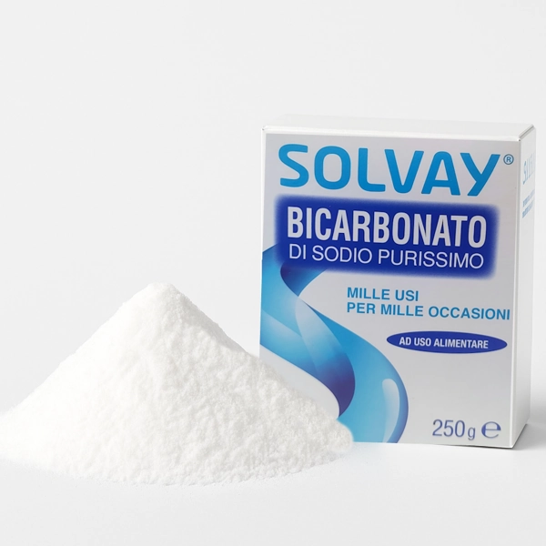 Confezione frontale del Bicarbonato di Sodio Purissimo Solvay da 250 g, ad uso alimentare e domestico