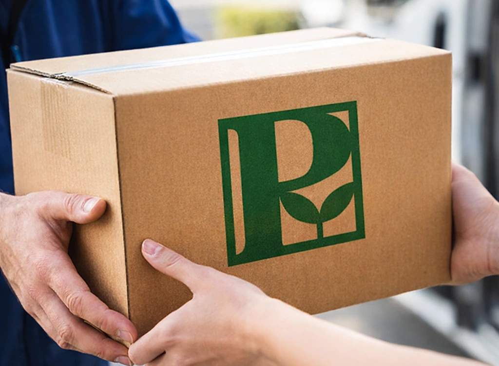 Consegna pacco Pierucci Agricoltura